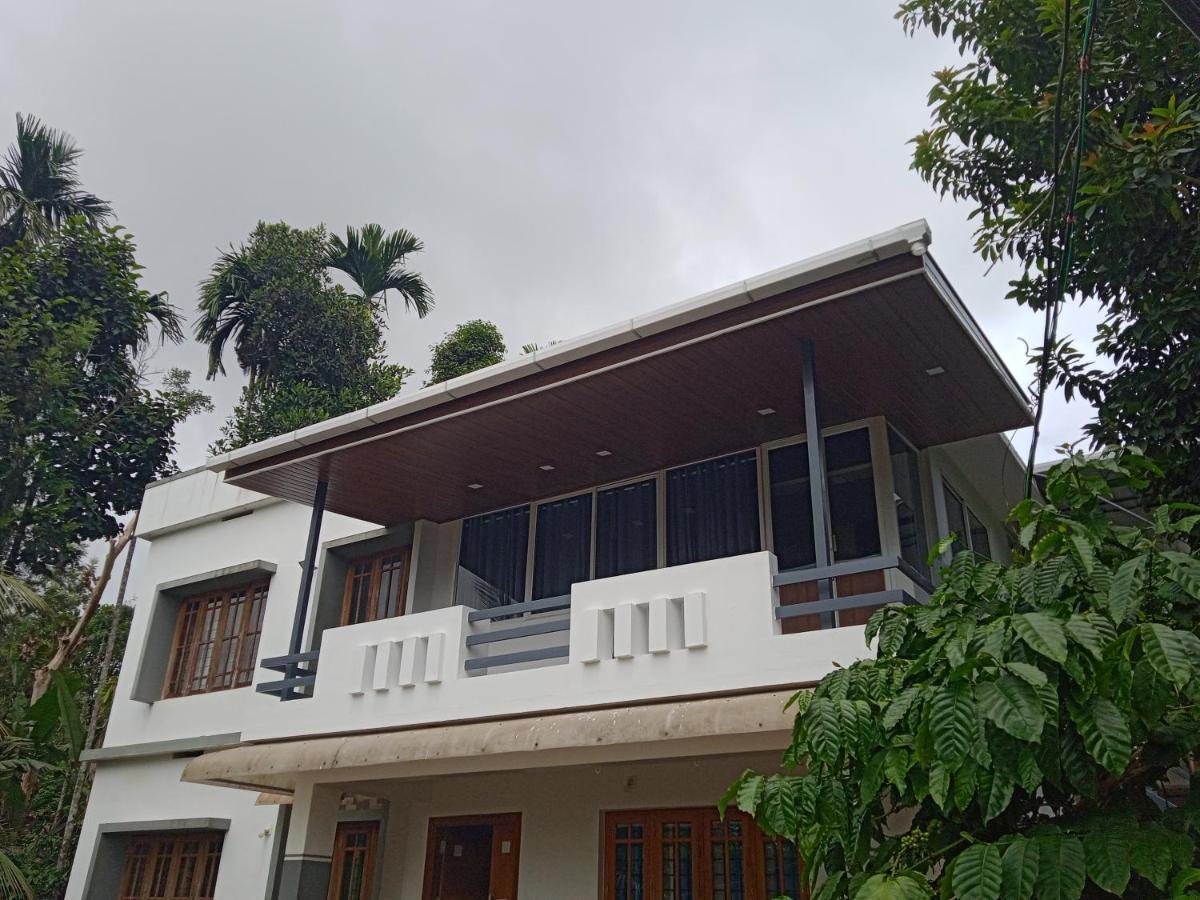 High Shine Homestay Meppādi Екстериор снимка